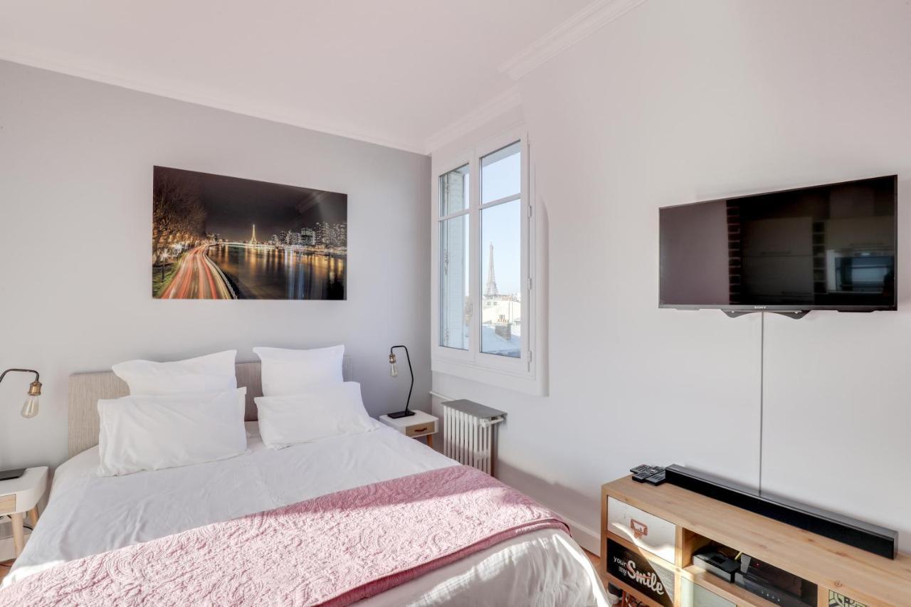 Eiffel Tower View Terrace Saint Germain Des Pres Apartment *